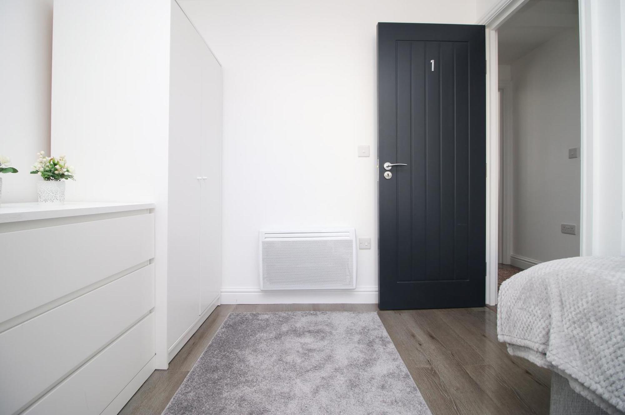 Cardiff Private Double Room With Shared Bathroom Wi-Fi And Free On-Street Parking 외부 사진