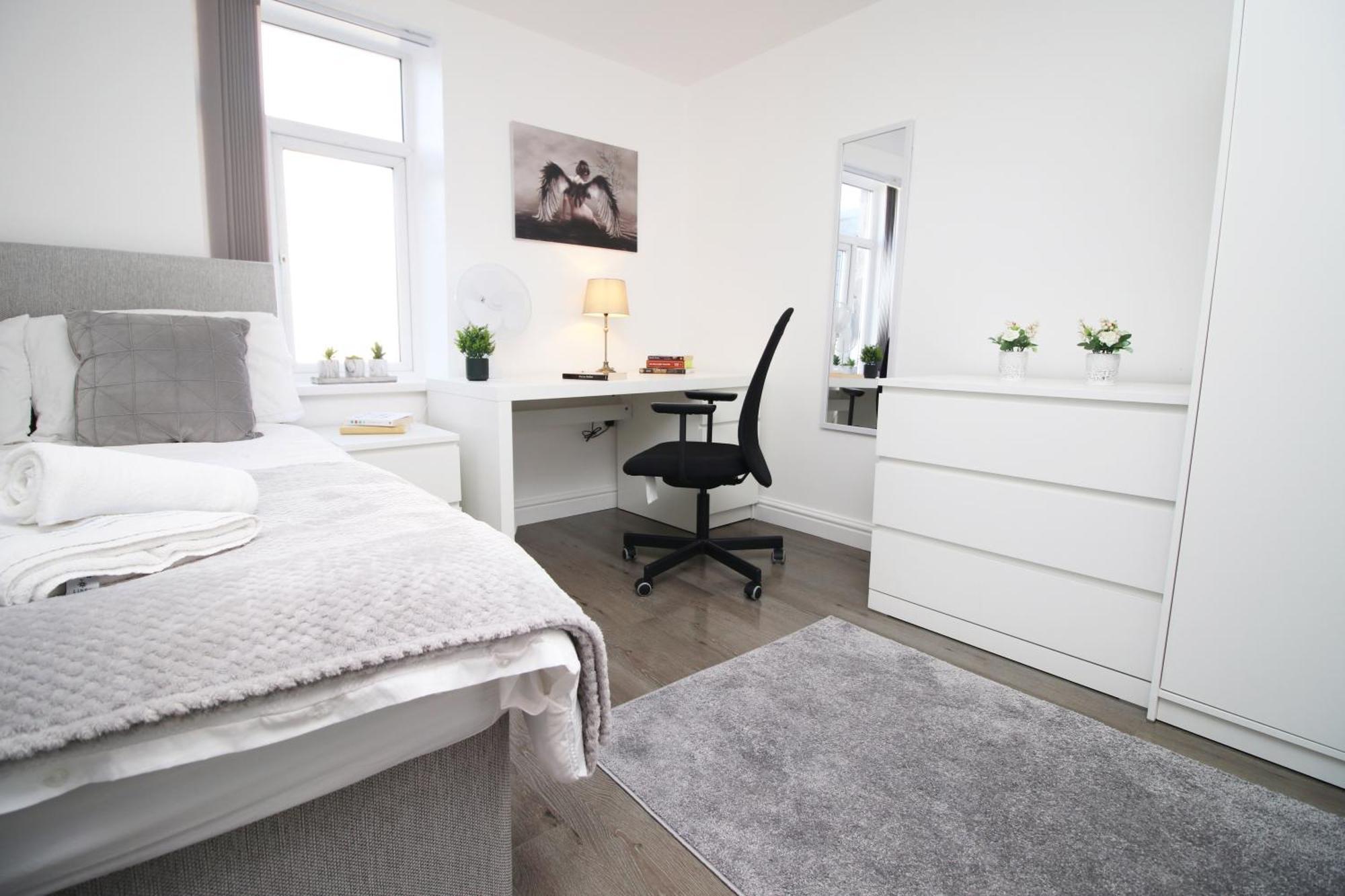 Modern Guesthouse, Fast Wi-Fi, Street Free Parking, Central, Fully Equipped 카디프 외부 사진